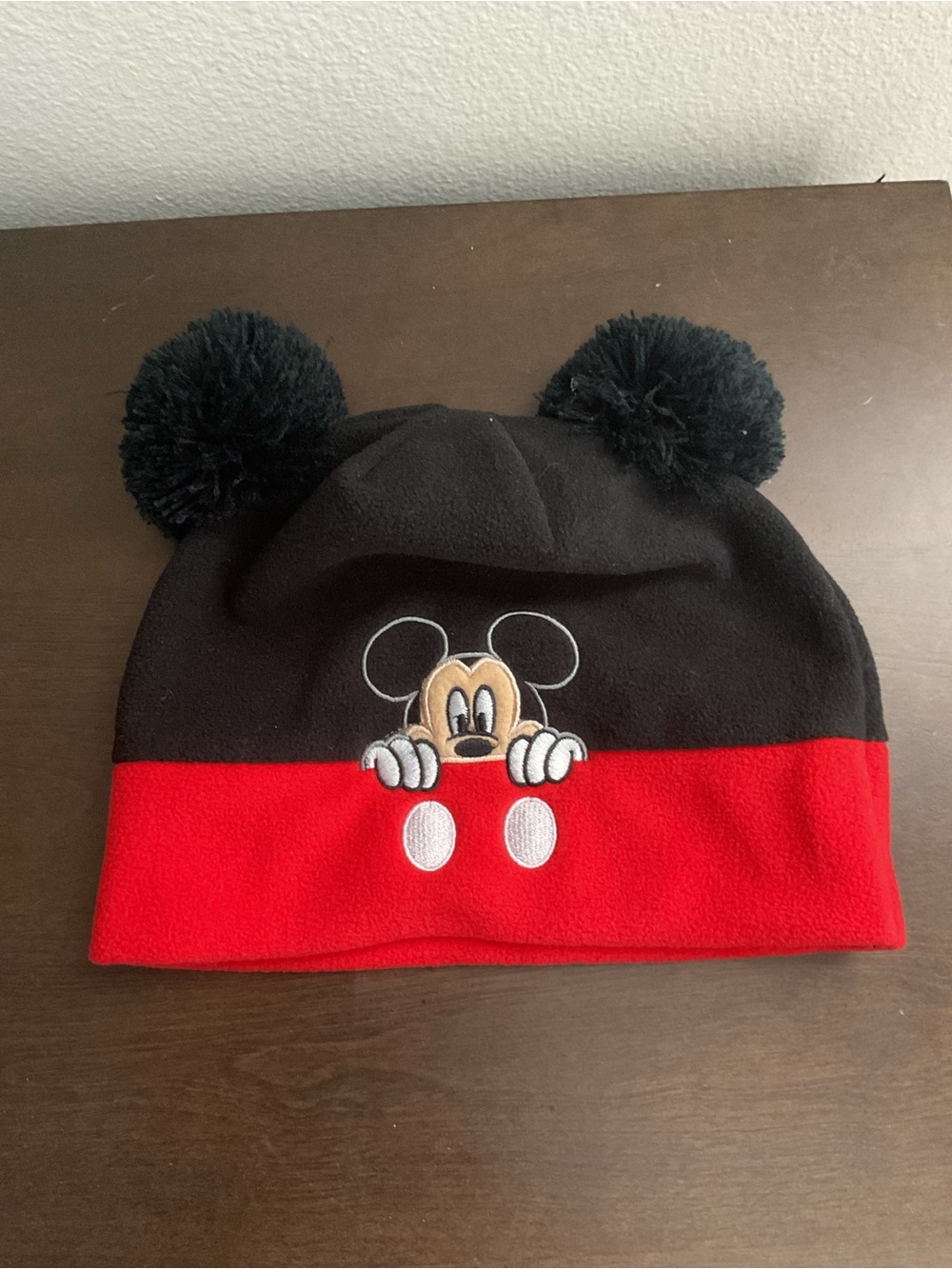 Disney Black and Red Mickey Mouse Peek-A-Boo Pom Pom Hat